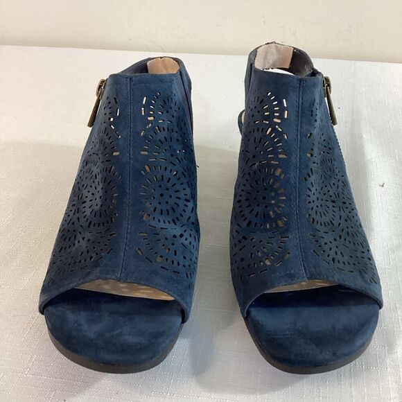 Bella-Vita Navy Blue Suede Leather Side Zip Sandal Size 6W - Picture 2 of 11